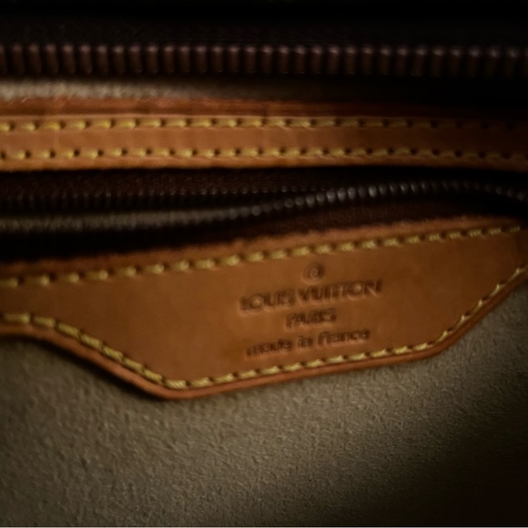 ⭐️Louis Vuitton Monogram Cite GM shoulder bag, excellent condition, authentic - Picture 8 of 16